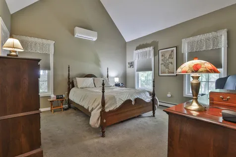 27 Massabesic Drive Auburn NH 03032
