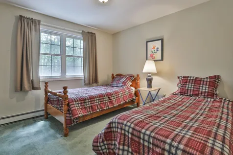 27 Massabesic Drive Auburn NH 03032