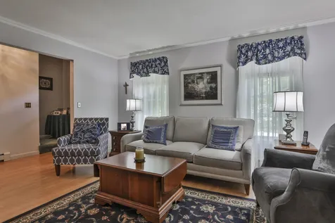 27 Massabesic Drive Auburn NH 03032