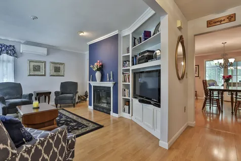 27 Massabesic Drive Auburn NH 03032