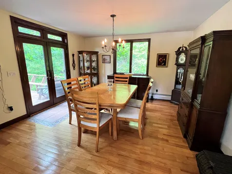 243 White River Lane Pomfret VT 05053