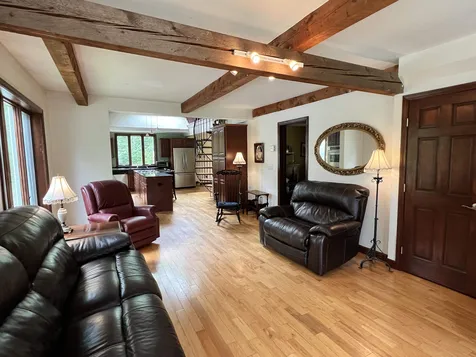 243 White River Lane Pomfret VT 05053
