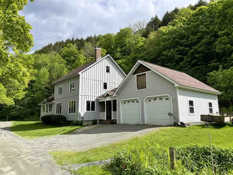 243 White River Lane Pomfret VT 05053