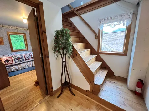 243 White River Lane Pomfret VT 05053