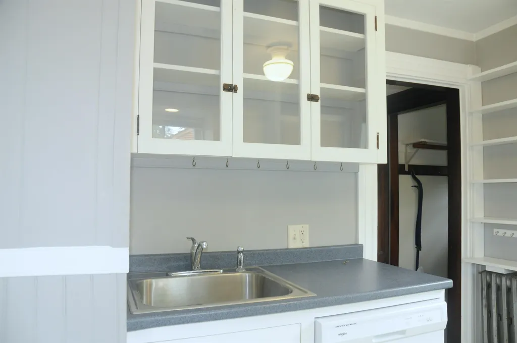 19 Blossom Street Portsmouth NH 03801