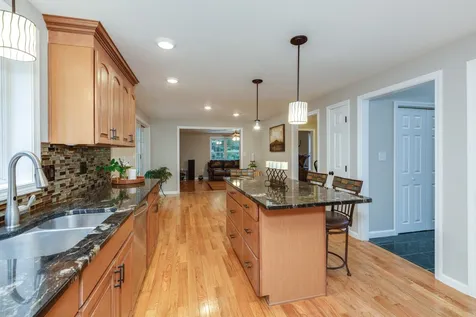 52 Laurelcrest Drive Brookline NH 03033