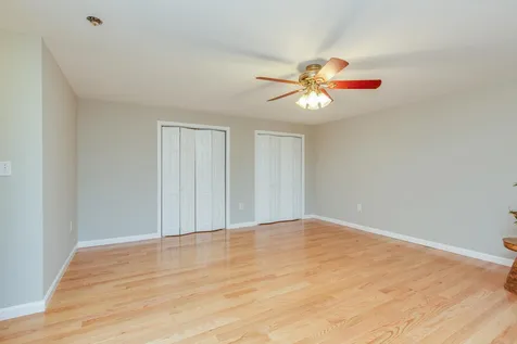 52 Laurelcrest Drive Brookline NH 03033