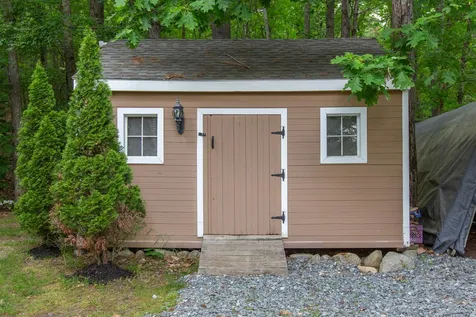 52 Laurelcrest Drive Brookline NH 03033