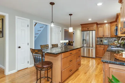52 Laurelcrest Drive Brookline NH 03033