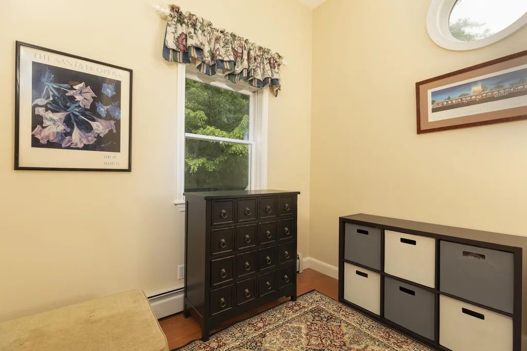 45 Wintercroft Circle Grantham NH 03753
