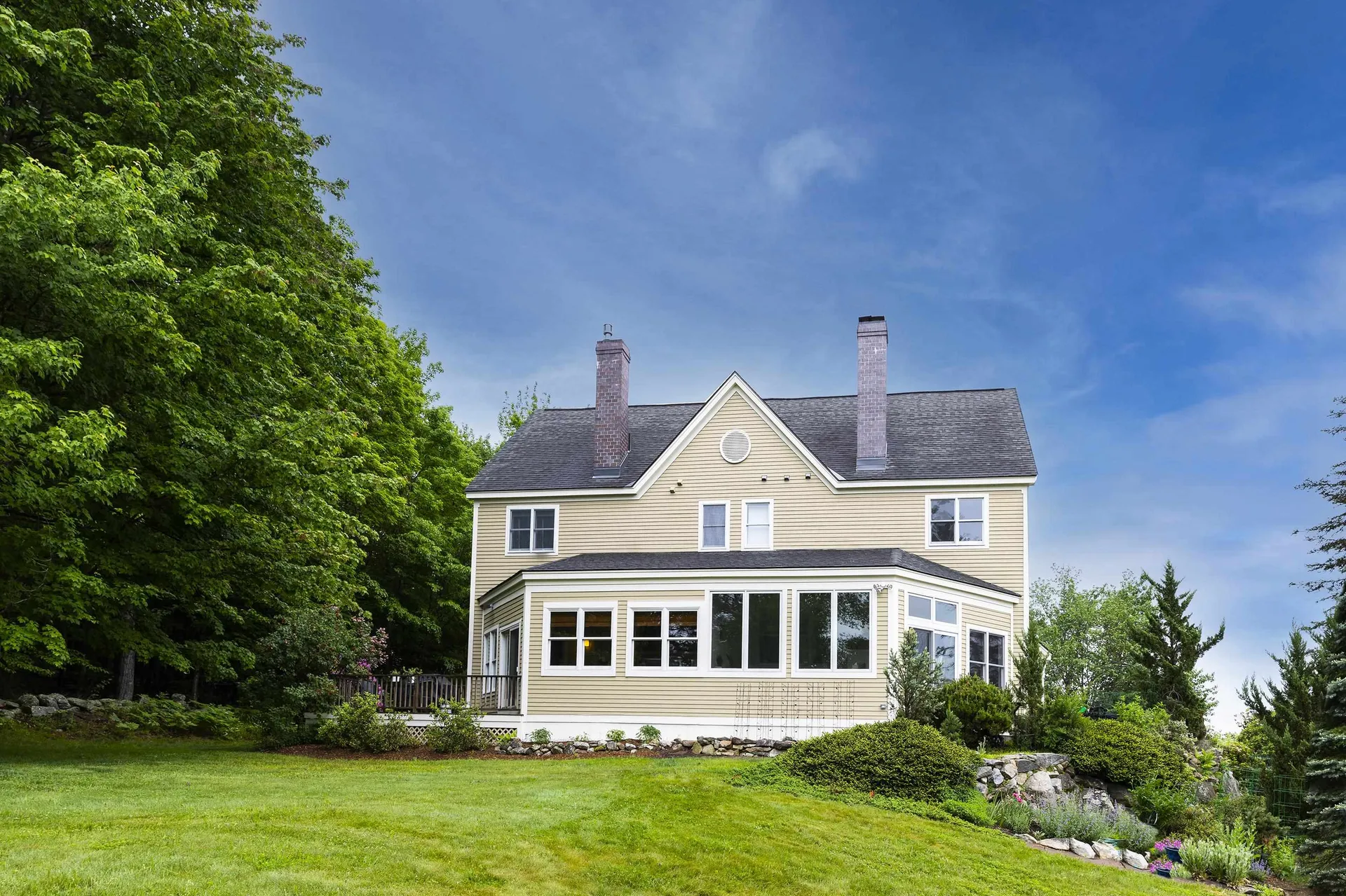 45 Wintercroft Circle Grantham NH 03753
