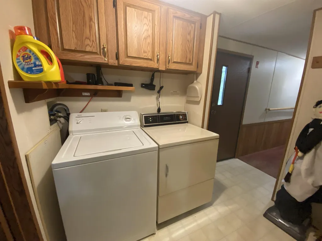 180 Clarenbury Lane Clarendon VT 05759