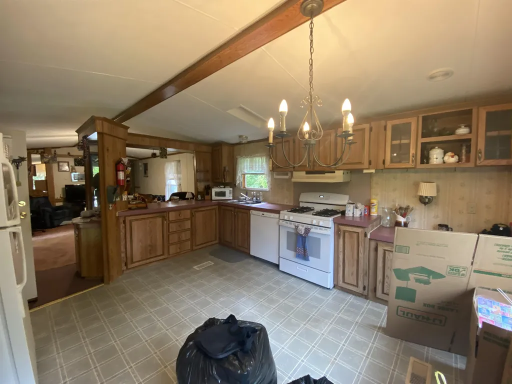180 Clarenbury Lane Clarendon VT 05759
