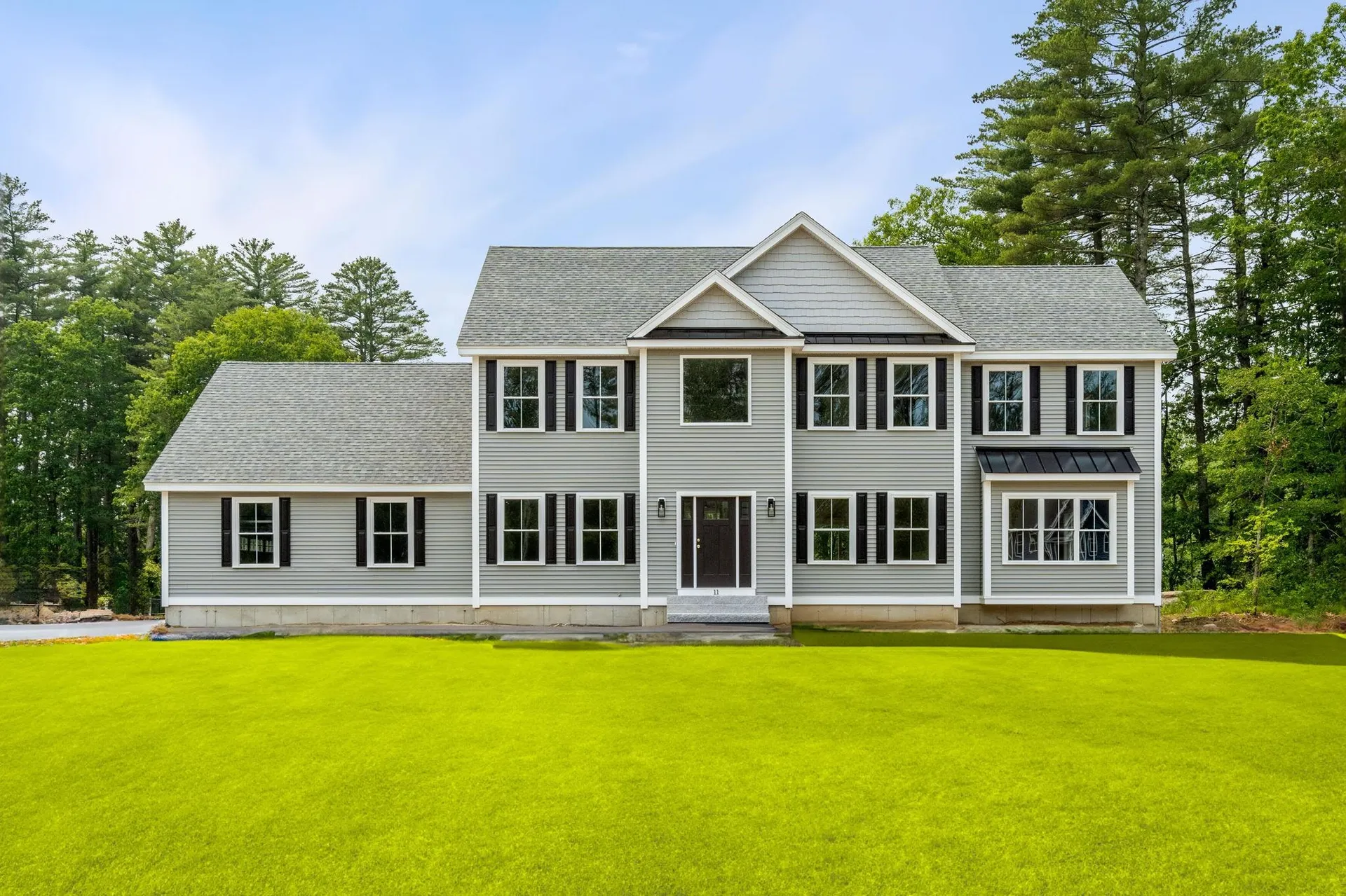 11 Lorraine Avenue Salem NH 03079