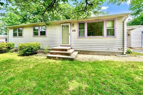 22 Westhill Drive Nashua NH 03062