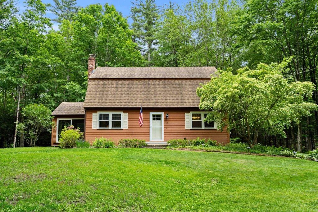 12 Dogtown Road Exeter NH 03833