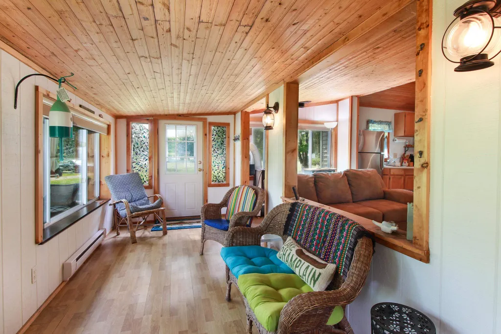 163 Holiday Point Road North Hero VT 05474