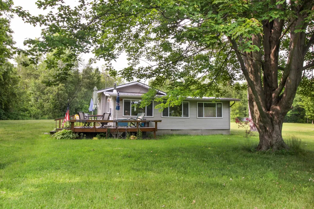 163 Holiday Point Road North Hero VT 05474