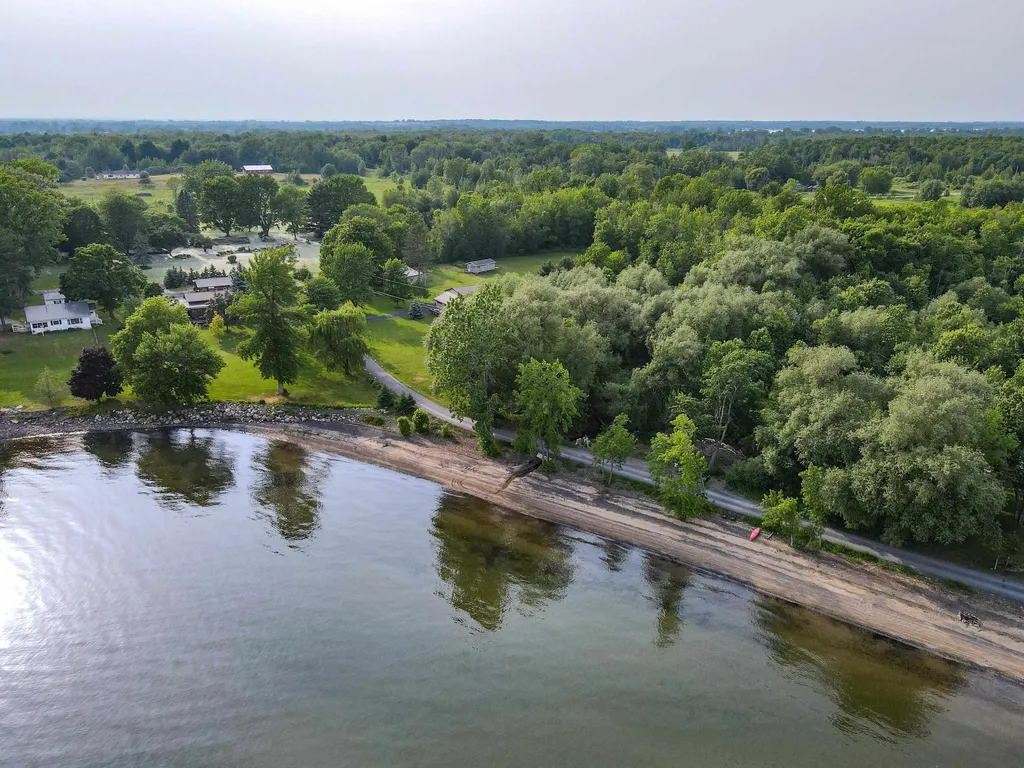 163 Holiday Point Road North Hero VT 05474