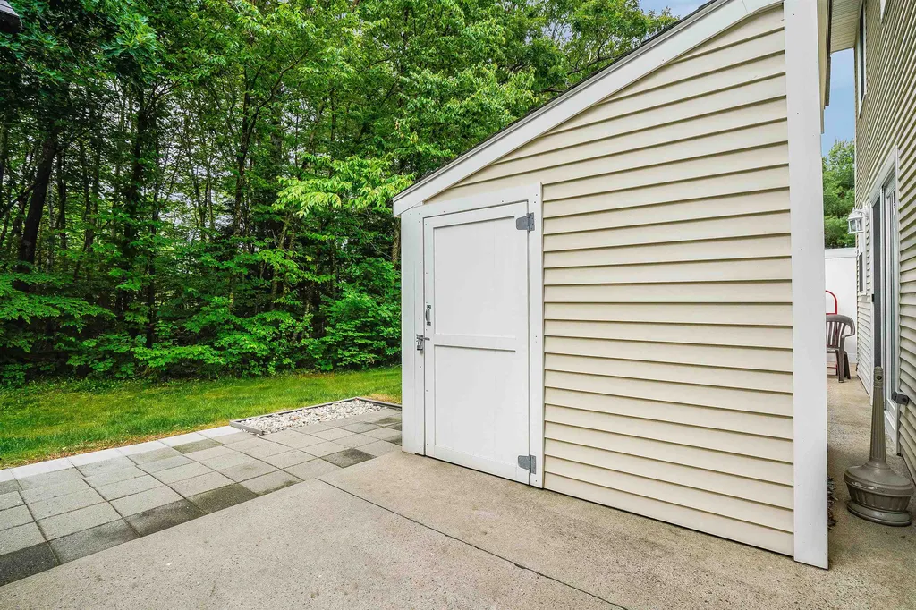 1035 S. Mammoth Road Manchester NH 03109