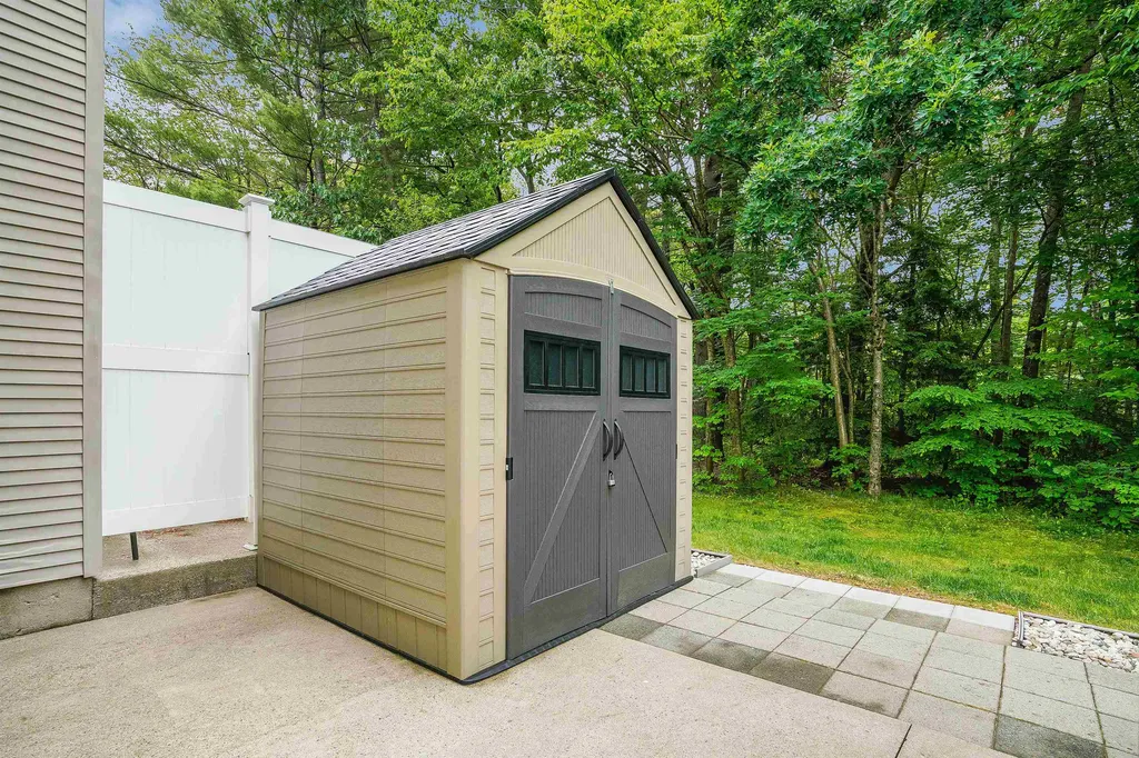 1035 S. Mammoth Road Manchester NH 03109