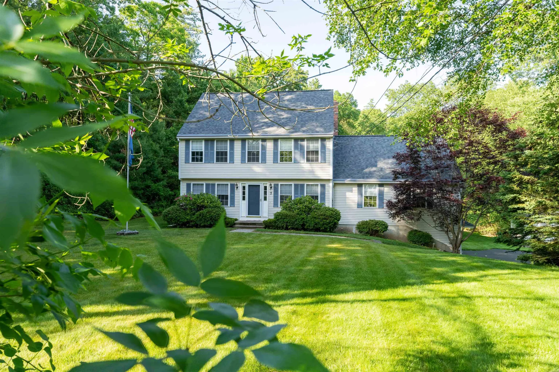 7 Williamine Drive Newton NH 03858