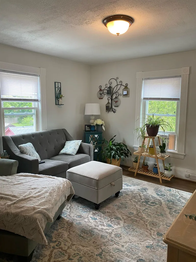 94 Pillsbury Street Concord NH 03301