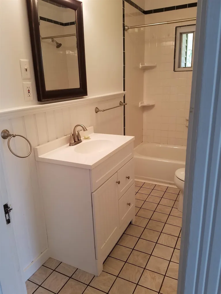 94 Pillsbury Street Concord NH 03301