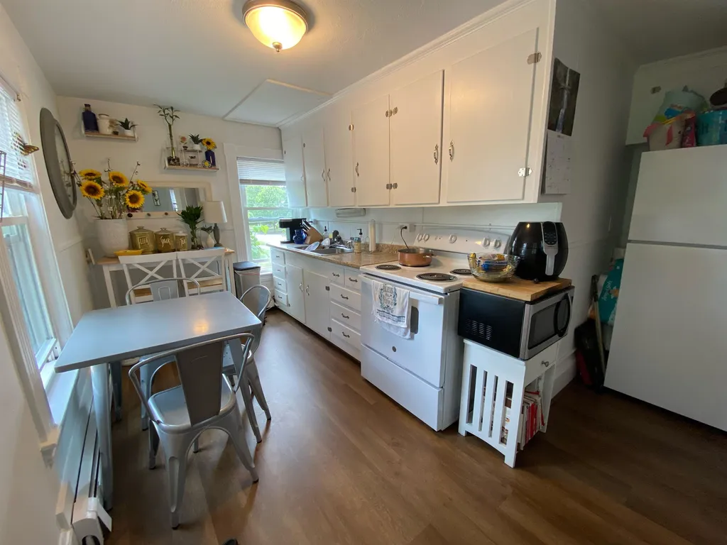 94 Pillsbury Street Concord NH 03301