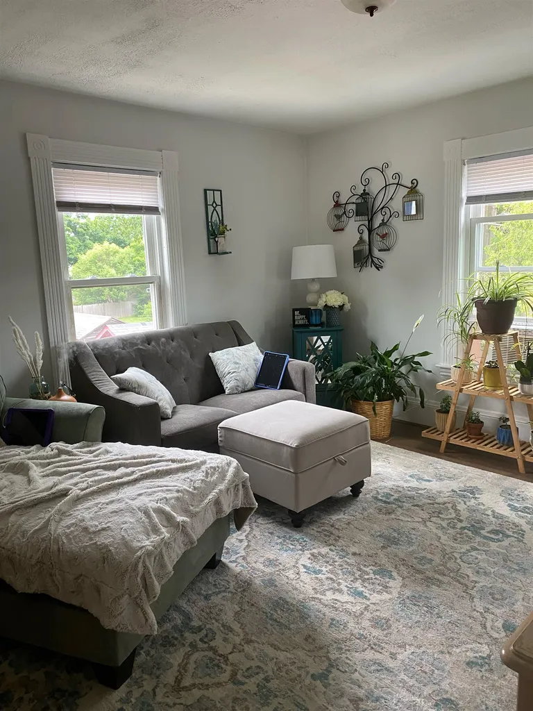 94 Pillsbury Street Concord NH 03301