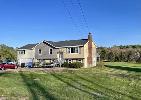38 South Road Londonderry NH 03053