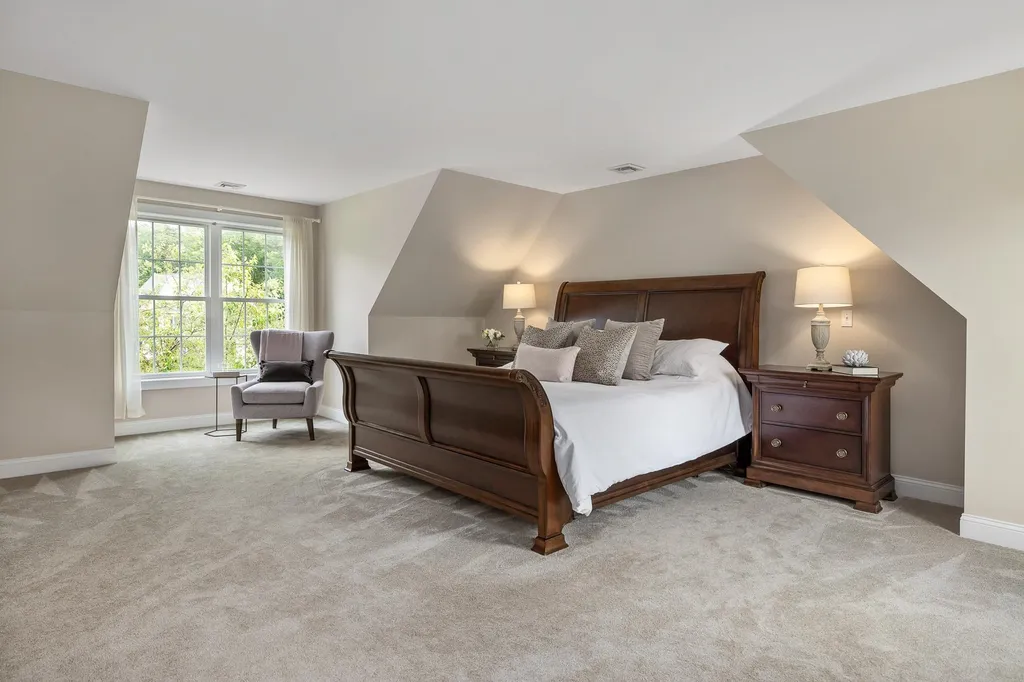 6 Hickory Pond Lane Stratham NH 03885