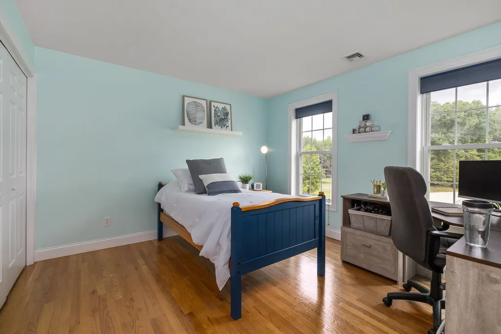 6 Hickory Pond Lane Stratham NH 03885