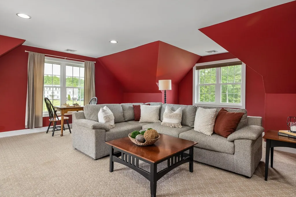 6 Hickory Pond Lane Stratham NH 03885