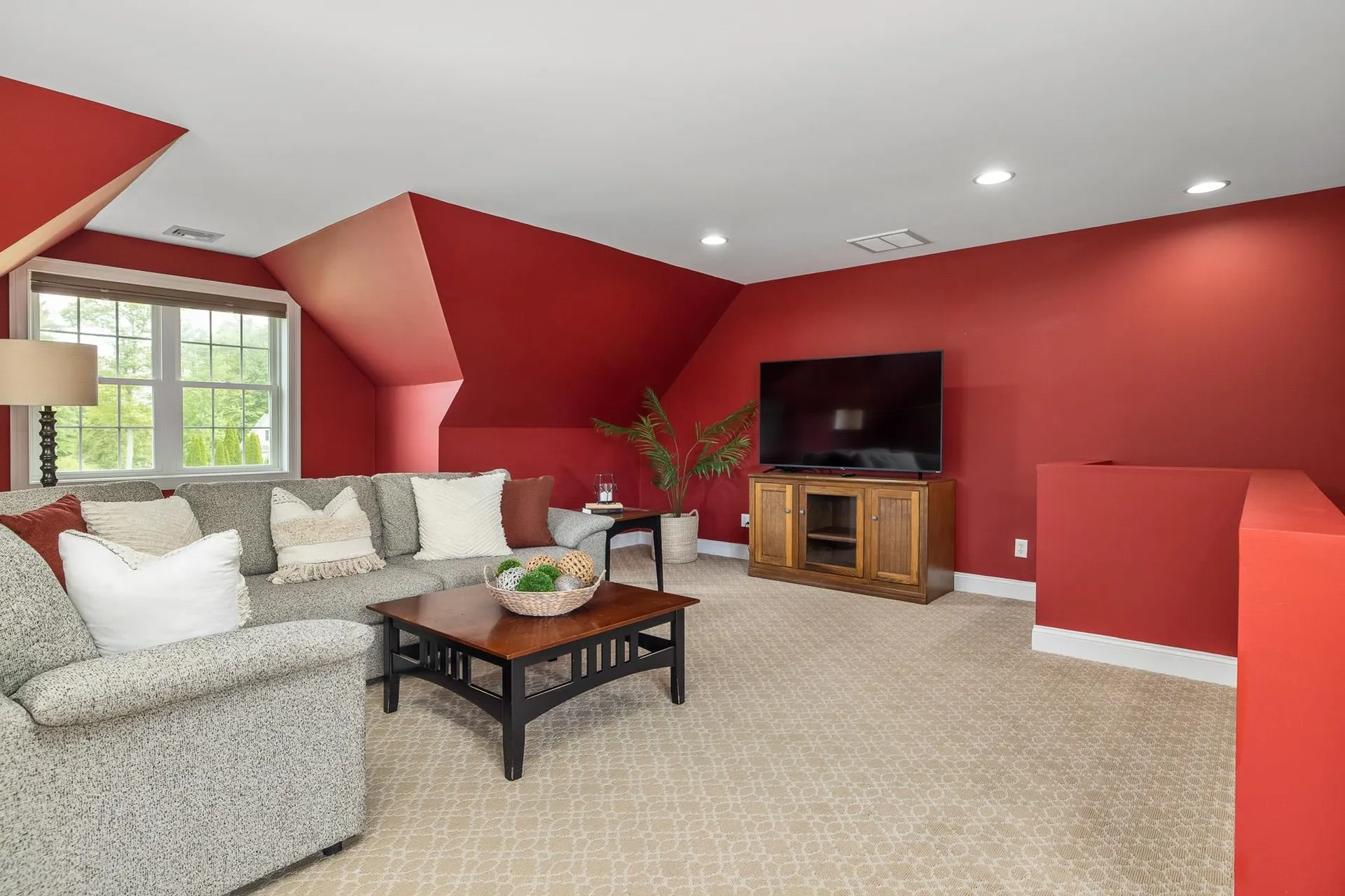 6 Hickory Pond Lane Stratham NH 03885