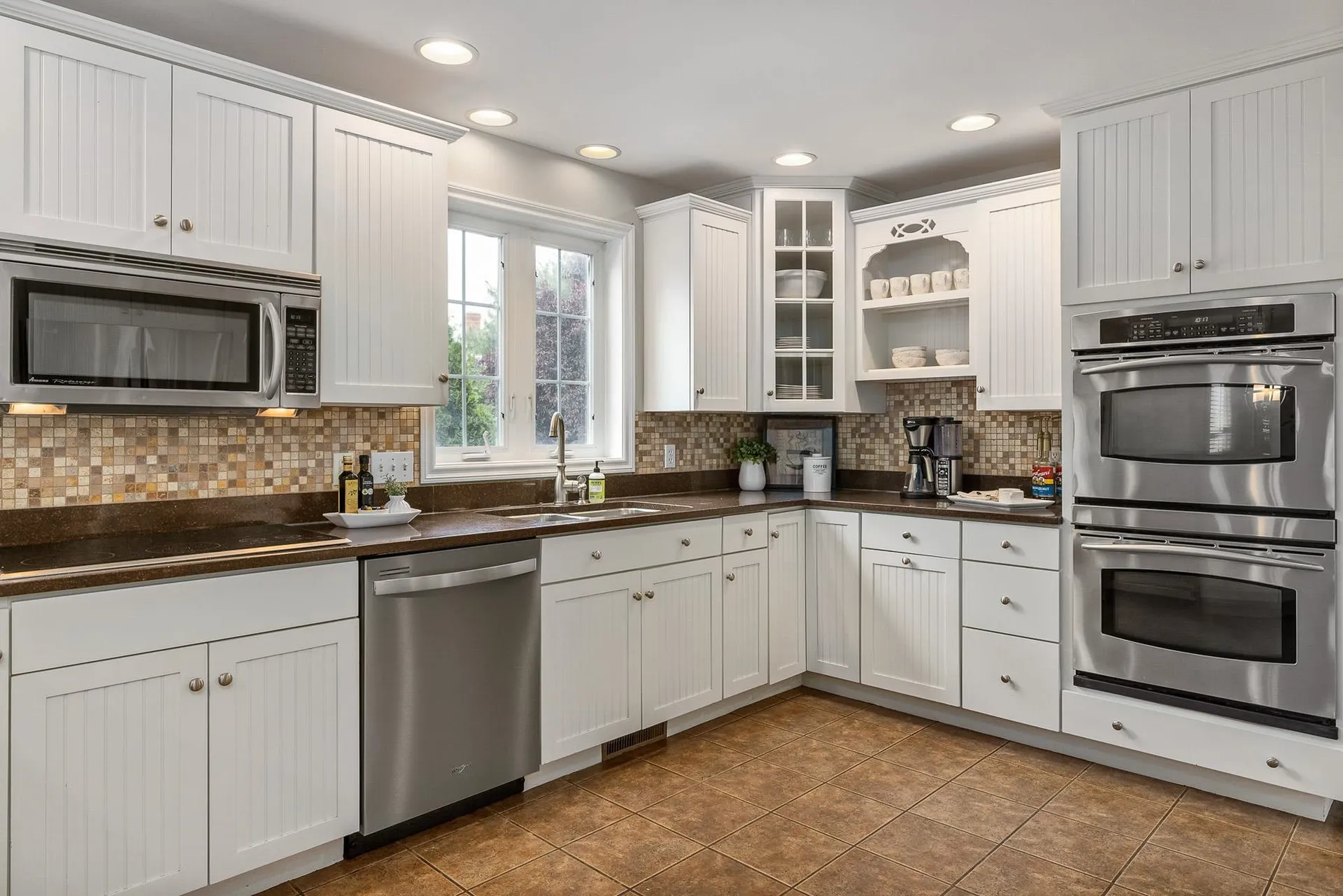 6 Hickory Pond Lane Stratham NH 03885