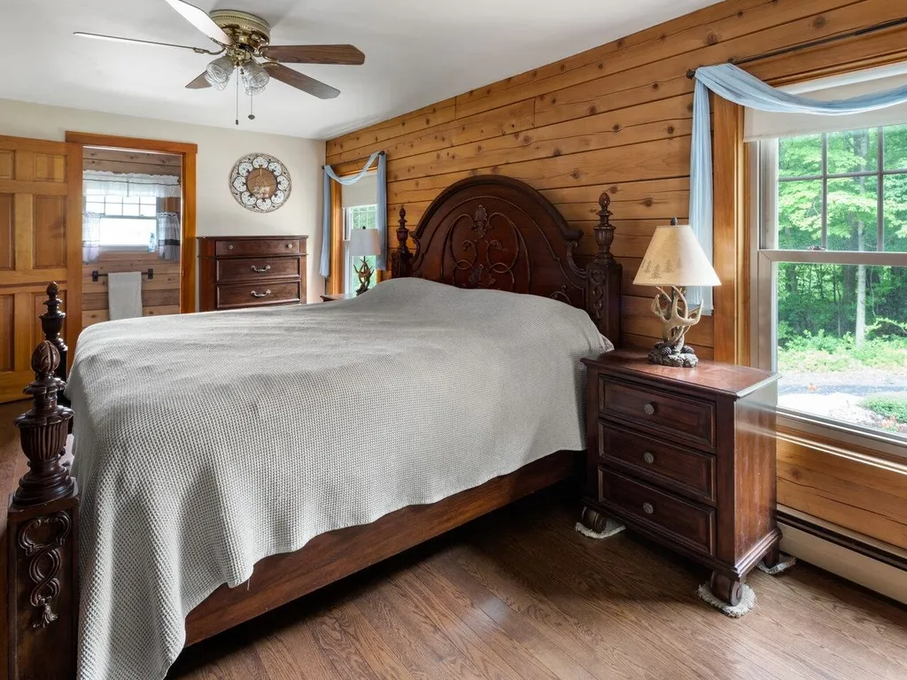 724 Delong Lane Shoreham VT 05770