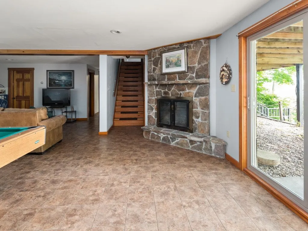 724 Delong Lane Shoreham VT 05770