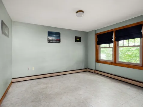 724 Delong Lane Shoreham VT 05770