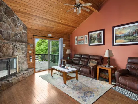 724 Delong Lane Shoreham VT 05770