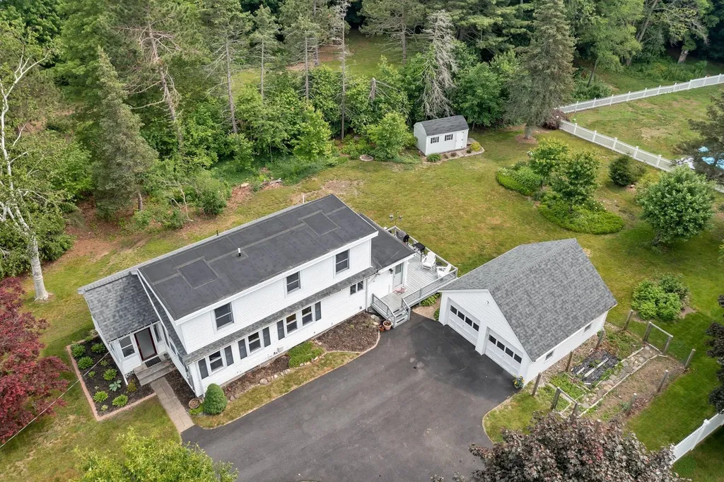 297 Post Road Greenland NH 03840