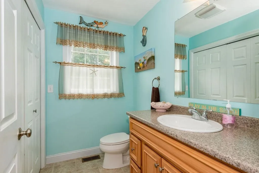 78 Hickory Lane Somersworth NH 03878