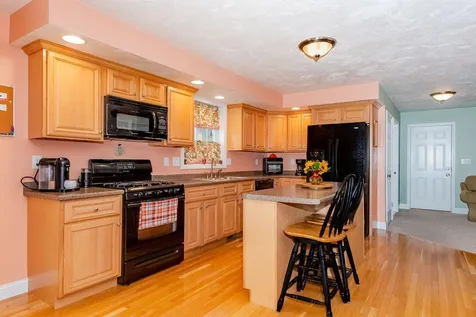 78 Hickory Lane Somersworth NH 03878