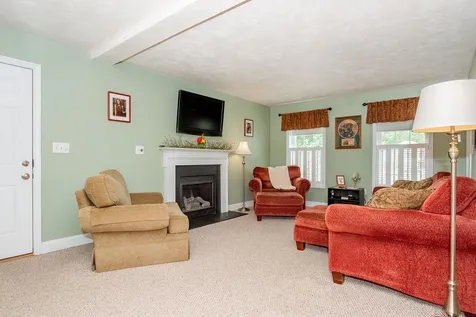 78 Hickory Lane Somersworth NH 03878