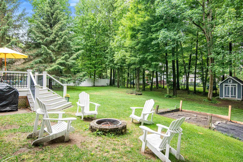 196 Liberty Lane Colchester VT 05446