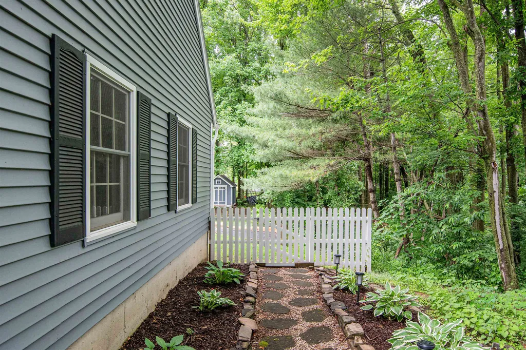 196 Liberty Lane Colchester VT 05446