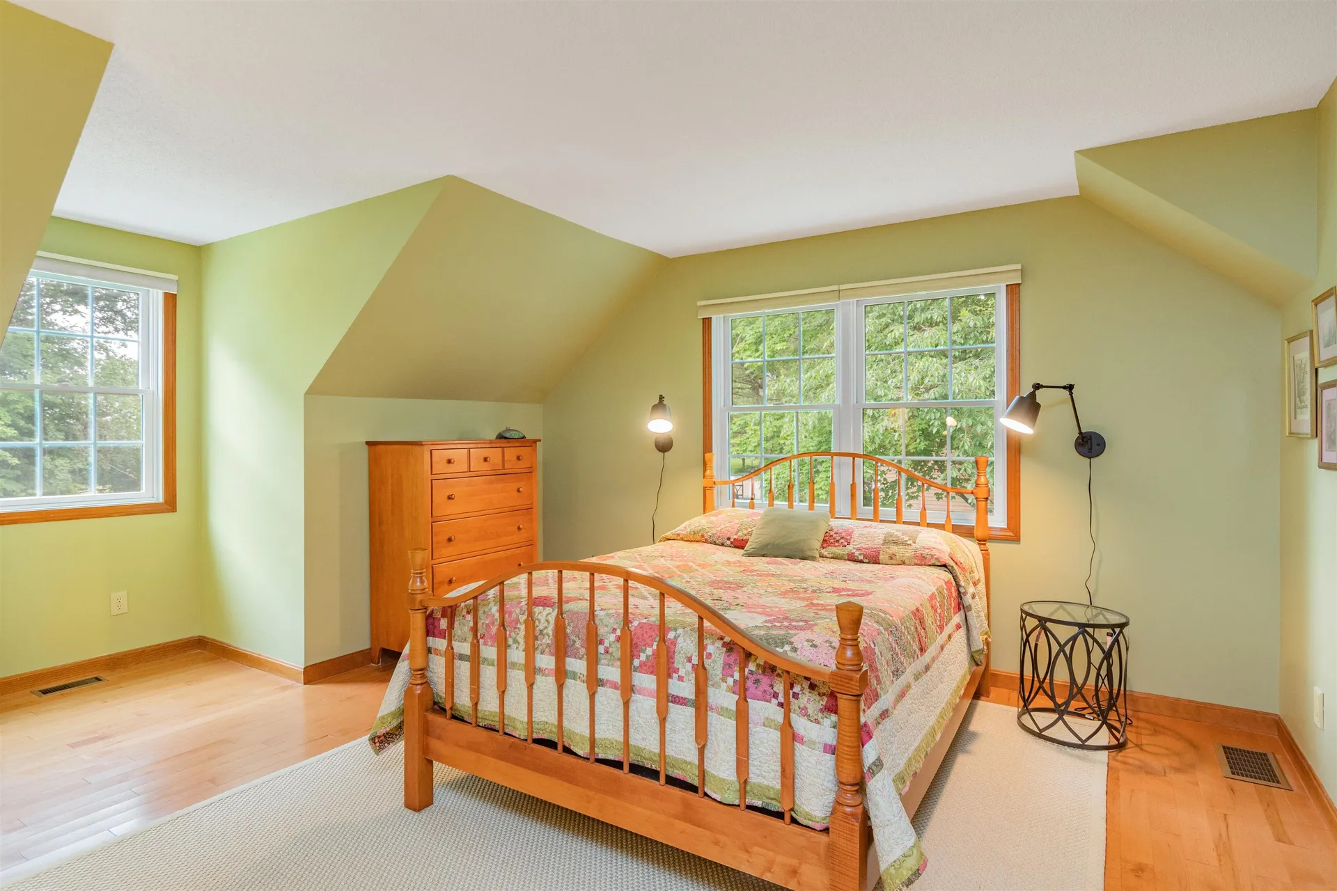 196 Liberty Lane Colchester VT 05446