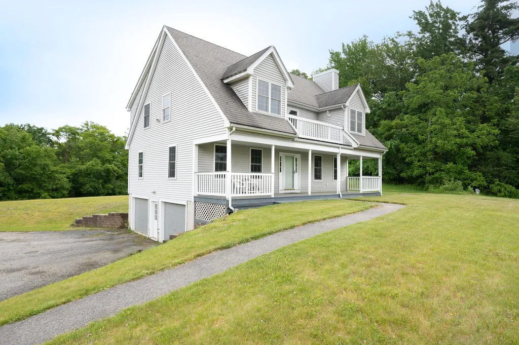 36 Harriman Road Plaistow NH 03865
