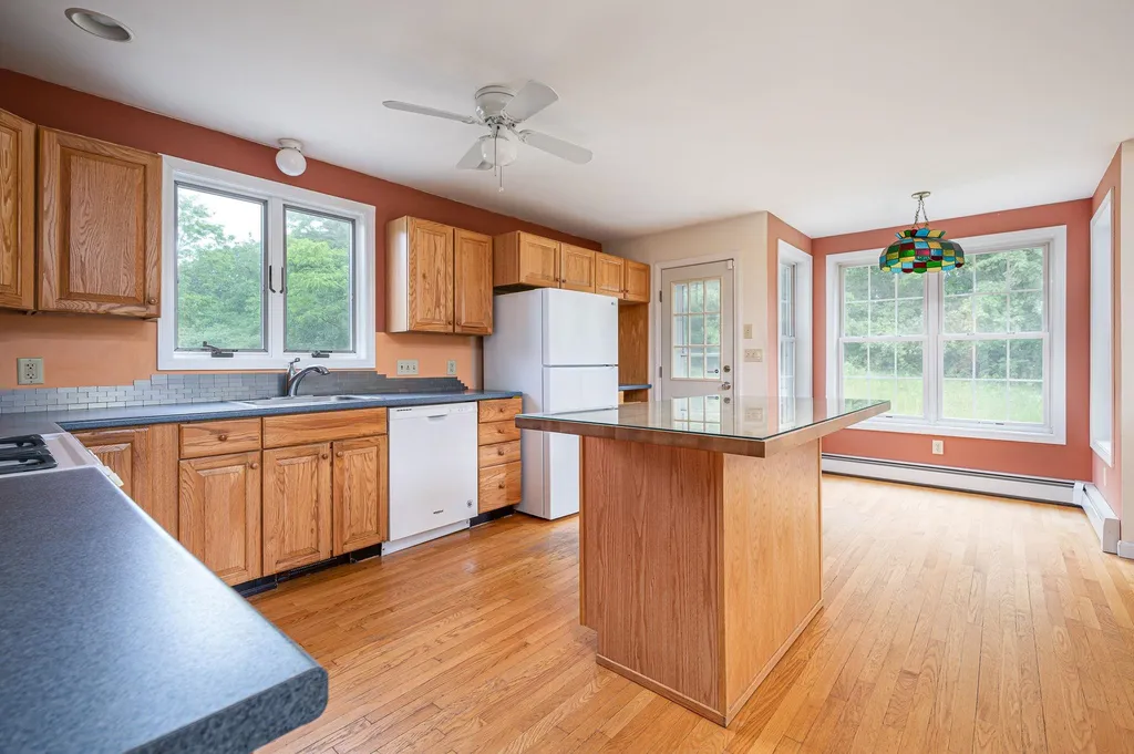 36 Harriman Road Plaistow NH 03865