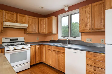 36 Harriman Road Plaistow NH 03865